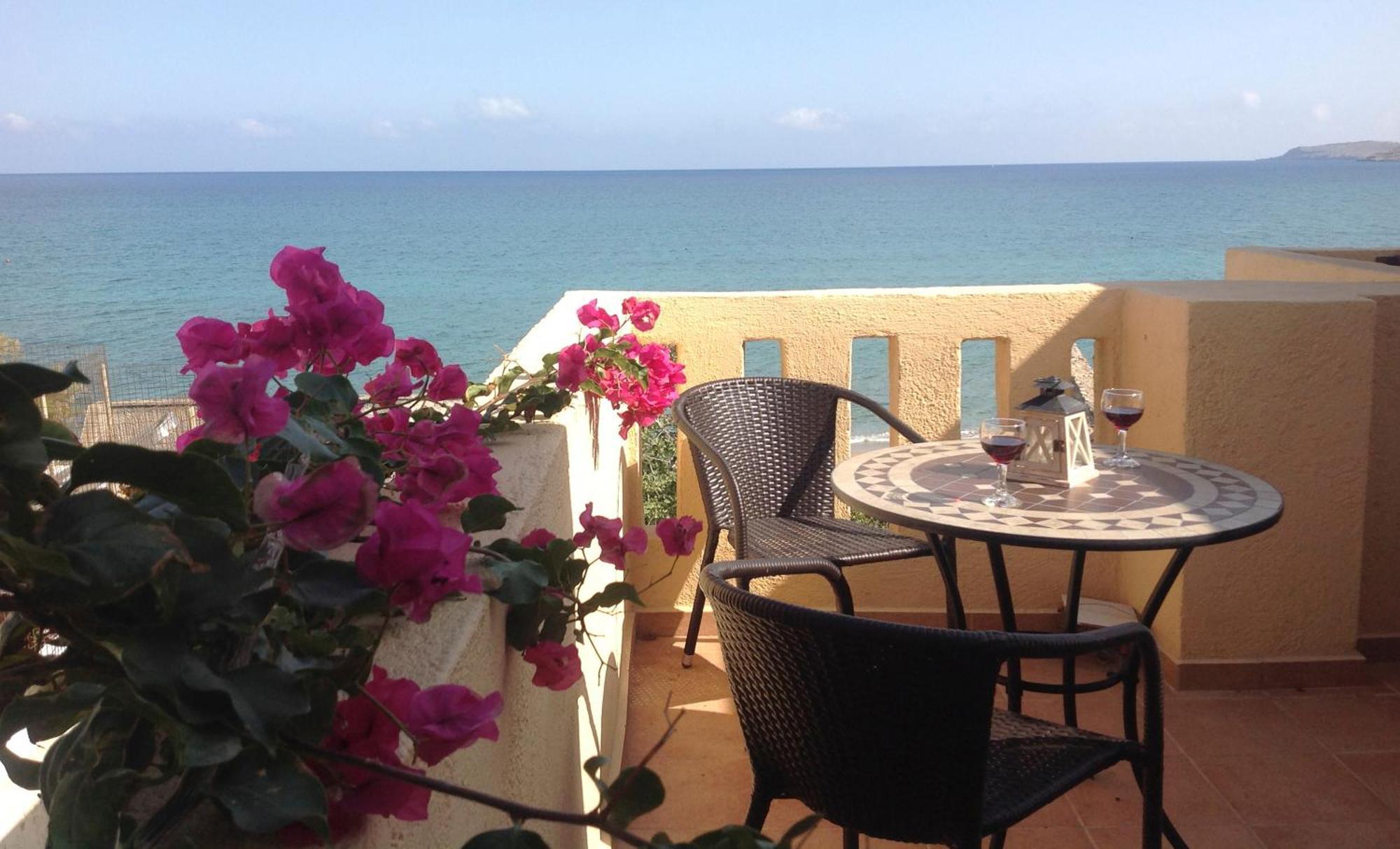 Asterias Studios & Apartments كاليفيس المظهر الخارجي الصورة