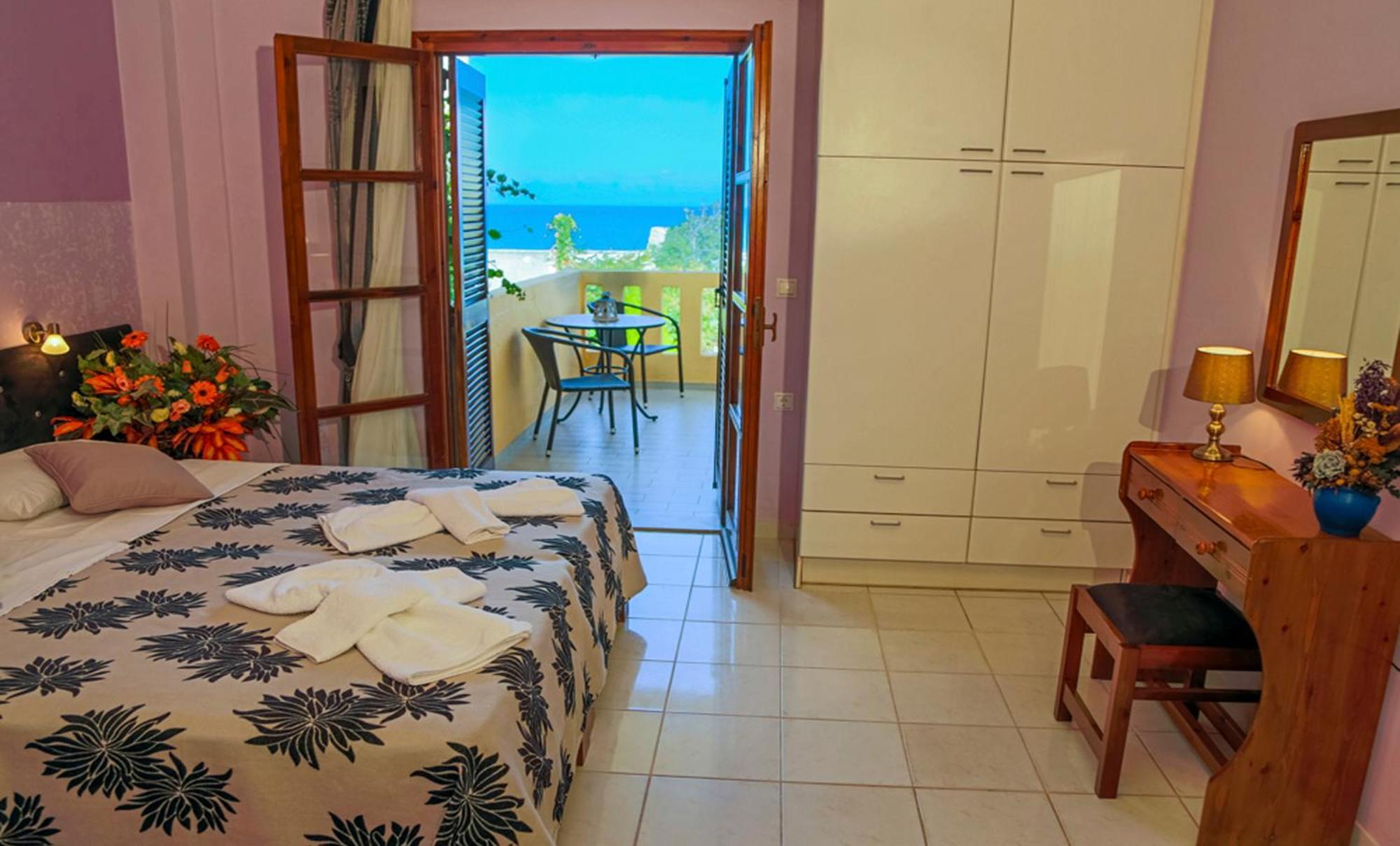 Asterias Studios & Apartments كاليفيس الغرفة الصورة