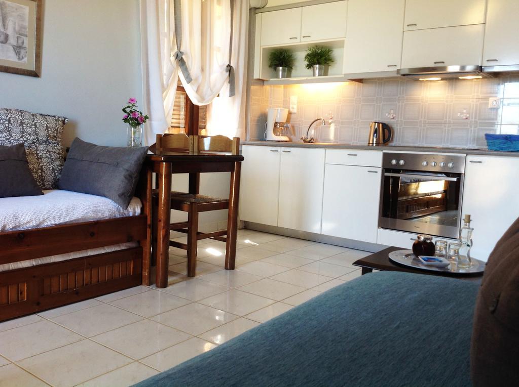 Asterias Studios & Apartments كاليفيس الغرفة الصورة
