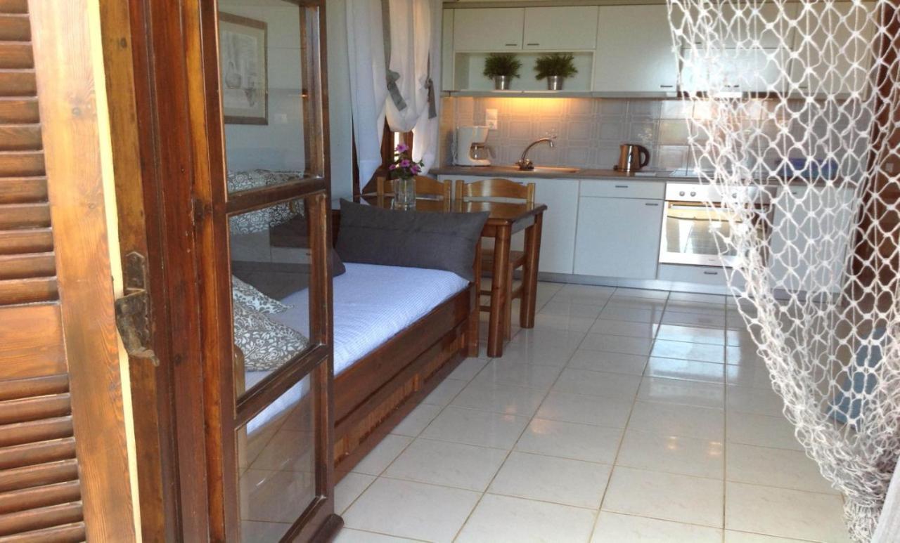 Asterias Studios & Apartments كاليفيس المظهر الخارجي الصورة